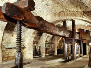 Torgiano-museo-del-vino