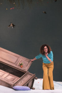 Teresa Mannino-"Sento la terra girare"