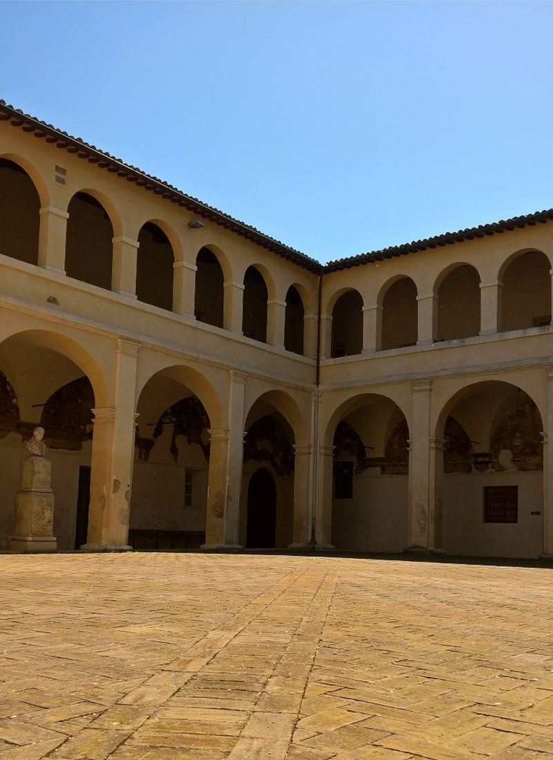 Bevagna-Chiostro-San-Domenico