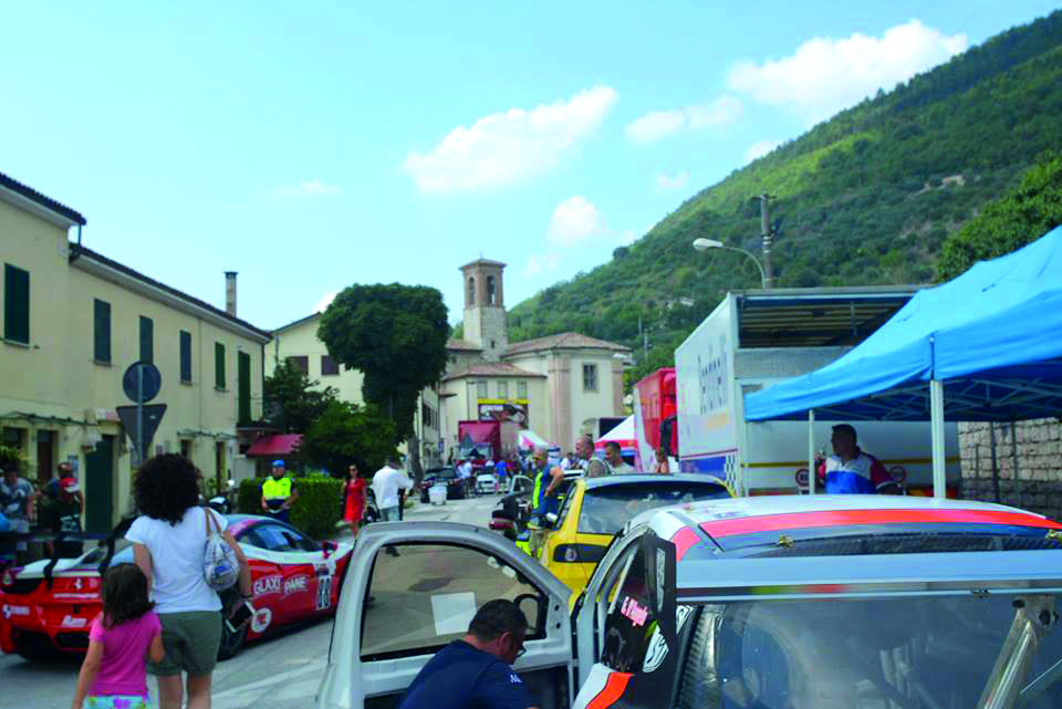 Il paddock del Trofeo Luigi Fagioli