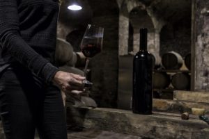 Sagrantino Running - Bottiglia - Foto Maccheroni