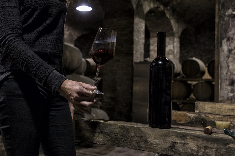 Sagrantino Running - Bottiglia - Foto Maccheroni