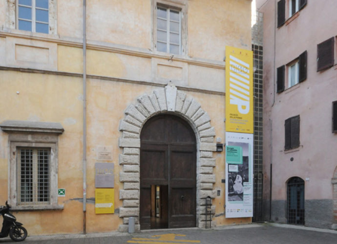 Facciata-di-Palazzo-della-Penna-copertina