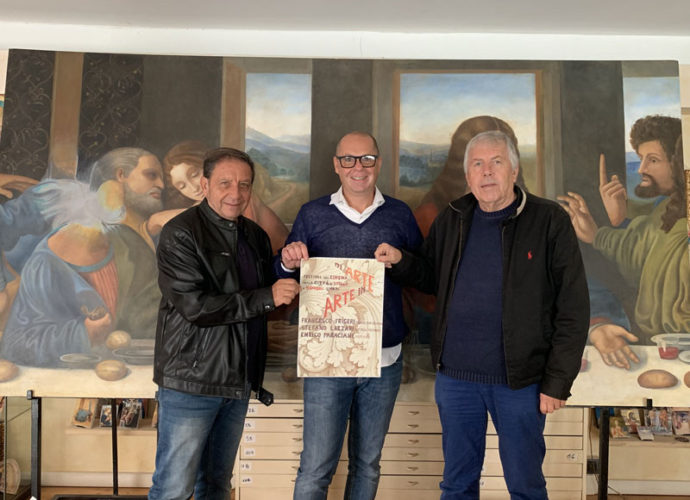 Francesco-Frigeri-in-mostra-al-Festival-del-Cinema-di-Spello-insieme-a-Stefano-Lazzari-ed-Enrico-Paraciani-copertina