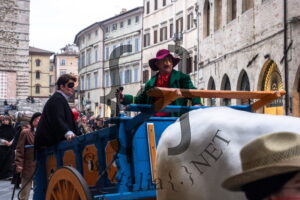 La sfilata del carro in una delle passate edizioni della Giornata del Bartoccio