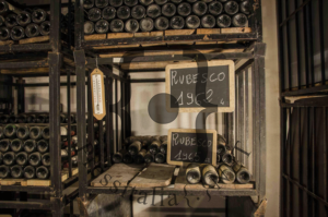 Grotta vecchie annate Rubesco 1962
