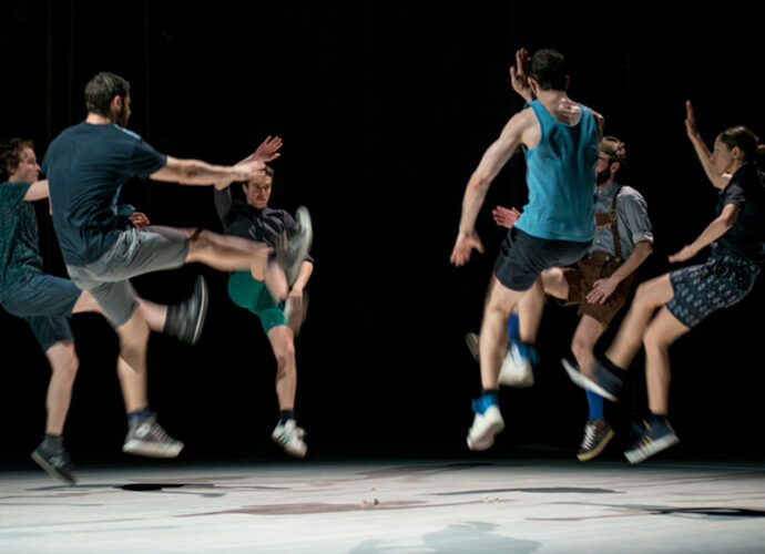 01-Folk-s-©-Andrea-Macchia-cop