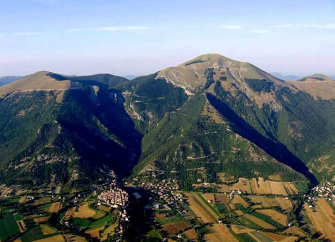 Monte_Cucco_versante_umbro-cop