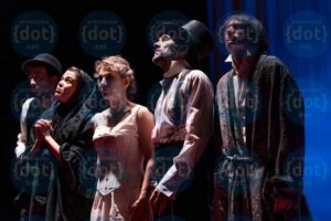 La-madre-dei-mostri_Michelangelo-Dalisi,-Caterina-Carpio,-Luca-Carbone,-Gabriele-Linari,-Grazia-Capraro_ph-Gianluca-Pantaleo_2-in