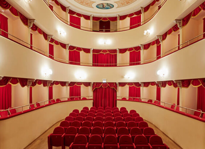 Gualdo-Tadino-Teatro-Talia-cop