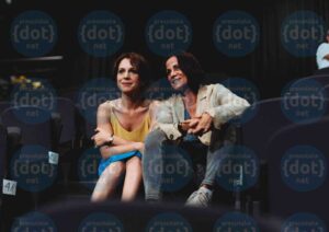 Da-lontano_Isabella-Ragonese-e-Lucia-Calamaro-in