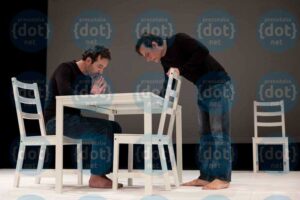 Brevi-interviste-con-uomini-schifosi-in