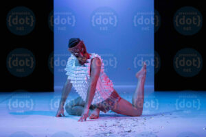 Il-mondo-altrove_ph-Giulia-Di-Vitantonio_courtesy-Marche-Teatro-Inteatro-Festival_02-in