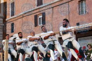 Porta-Eburnea-atleti-mossa-alla-torre-in