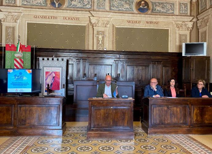 Un-momento-della-Conferenza-Stampa-dell'Estate-Gualdese-2023-cop