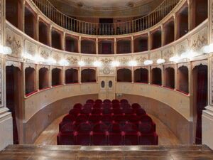 6-Panicale_Teatro-Caporali_04905-cop