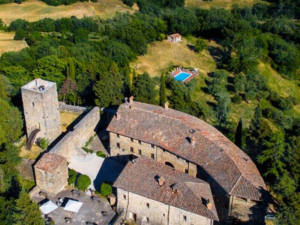 Castello-di-Petroia-cop