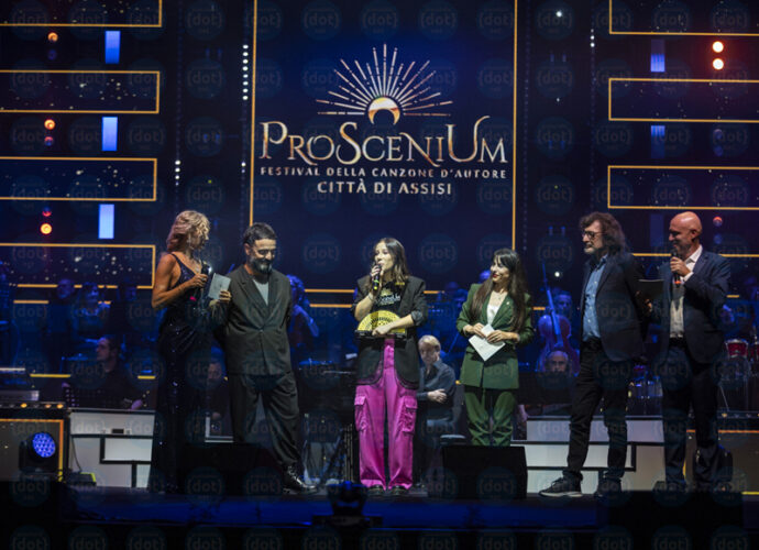 VINCITRICE-STELLA-PREMIAZIONE-cop