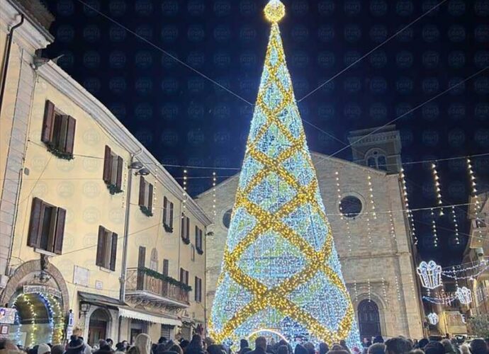 Natale-a-Gualdo-Tadino-cop