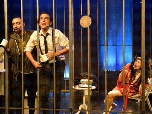 Amy-Winehouse_L’amore-è-un-gioco-a-perdere-(3)-cop