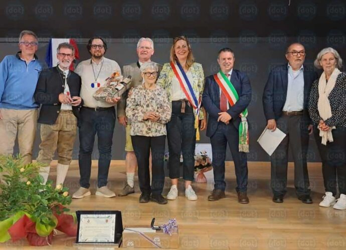 gemellaggio-Corciano-Civrieux-(2)-cop