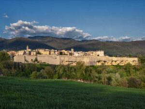Massa-Martana-panoramica